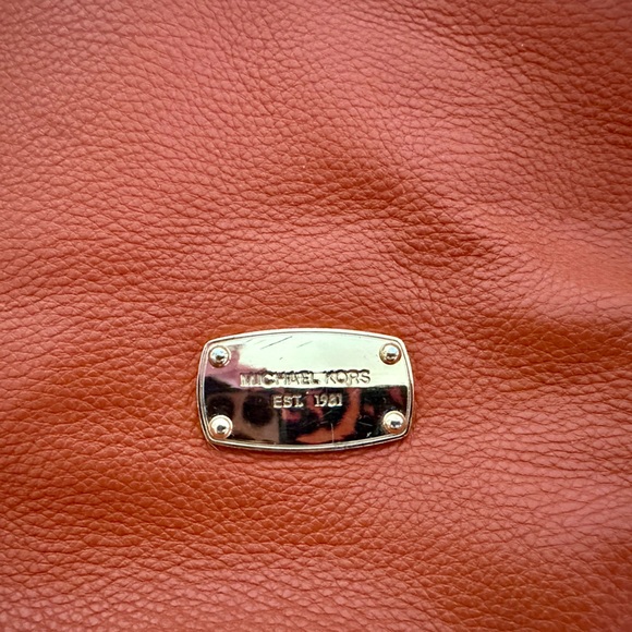 VGUC Michael Kors Crossbody Shoulder Handbag & Wallet - Picture 5 of 10